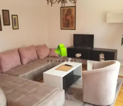 Izdavanje, trosoban stan, 120m², Pantelej, Niš