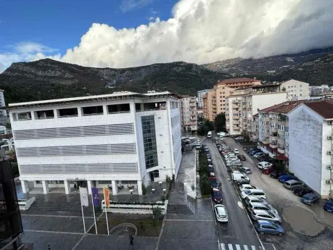 Sale, two bedroom apartment, 90m², Budva, Crna Gora - image 5