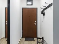 Izdavanje, dvosoban stan, 80m², Bečići, Budva - image 12