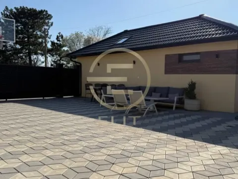 Prodaja, kuća, 165m², Petrovaradin, Novi Sad - image 56