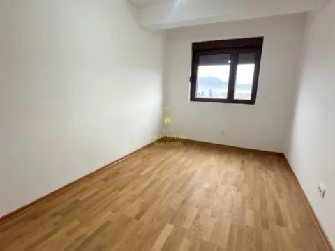 Prodaja, dvosoban stan, 56m², Stari Aerodrom, Podgorica - image 4