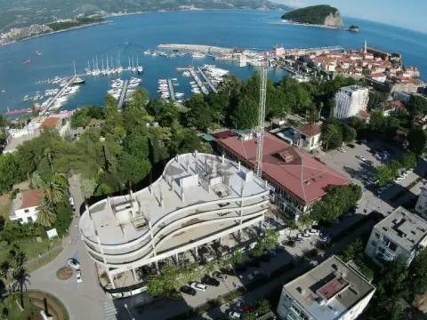 Prodaja, stan, 36m², Budva, Crna Gora - image 3