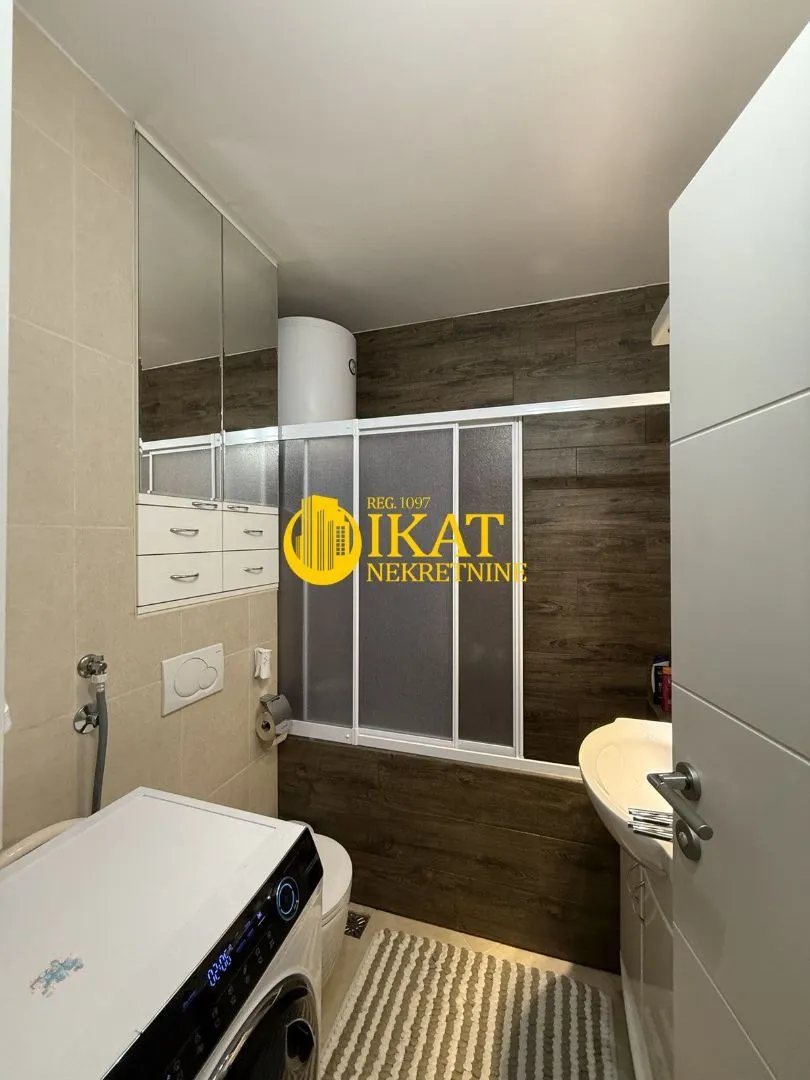 Prodaja, trosoban stan, 85m², Novi Beograd Sve Podlokacije, Beograd
