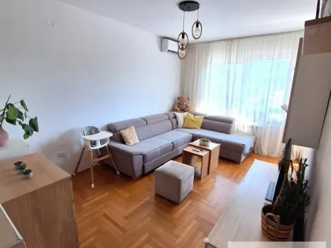 Prodaja, dvosoban stan, 52m2, Grbavica, Novi Sad, Novi Sad