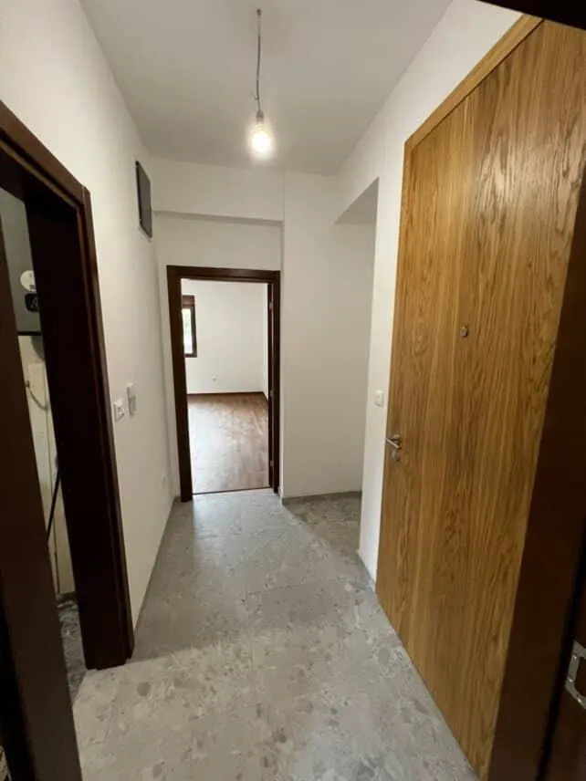 Rent, office space, 45m², Vezirov Most, Podgorica