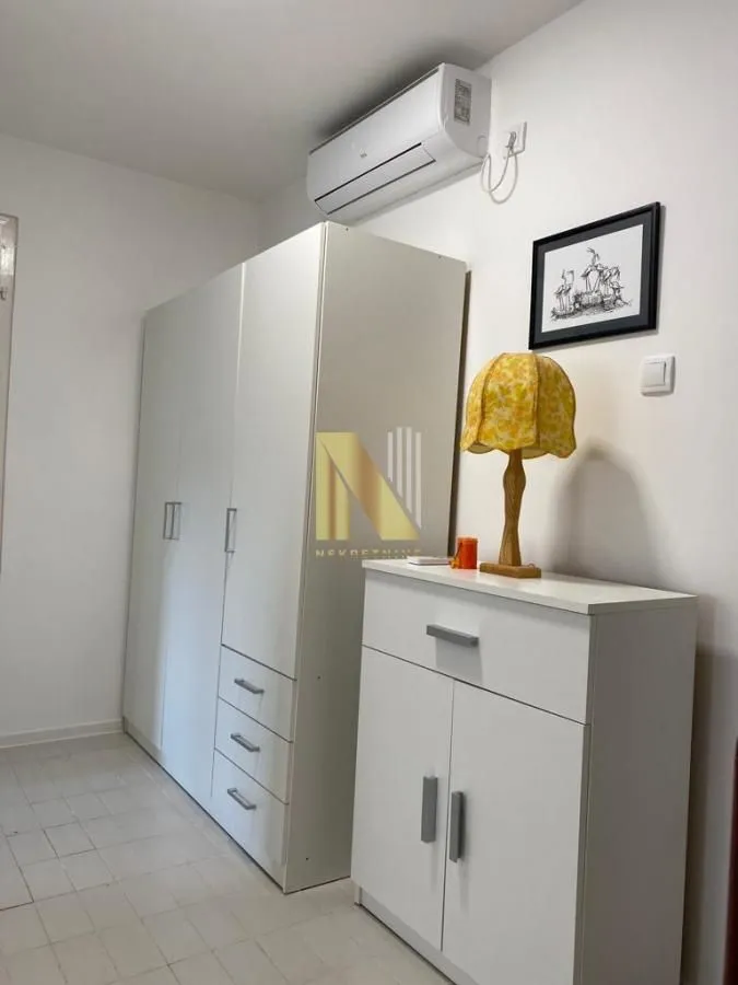 Prodaja, kuća, 150m², Rakovac, Novi Sad Sve Podlokacije