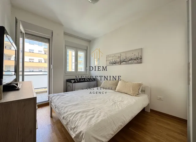 Rent, one bedroom apartment, 47m², City Kej, Podgorica