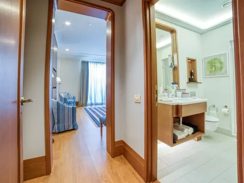 Sale, four bedroom apartment, 595m², Porto Montenegro, Tivat - image 29