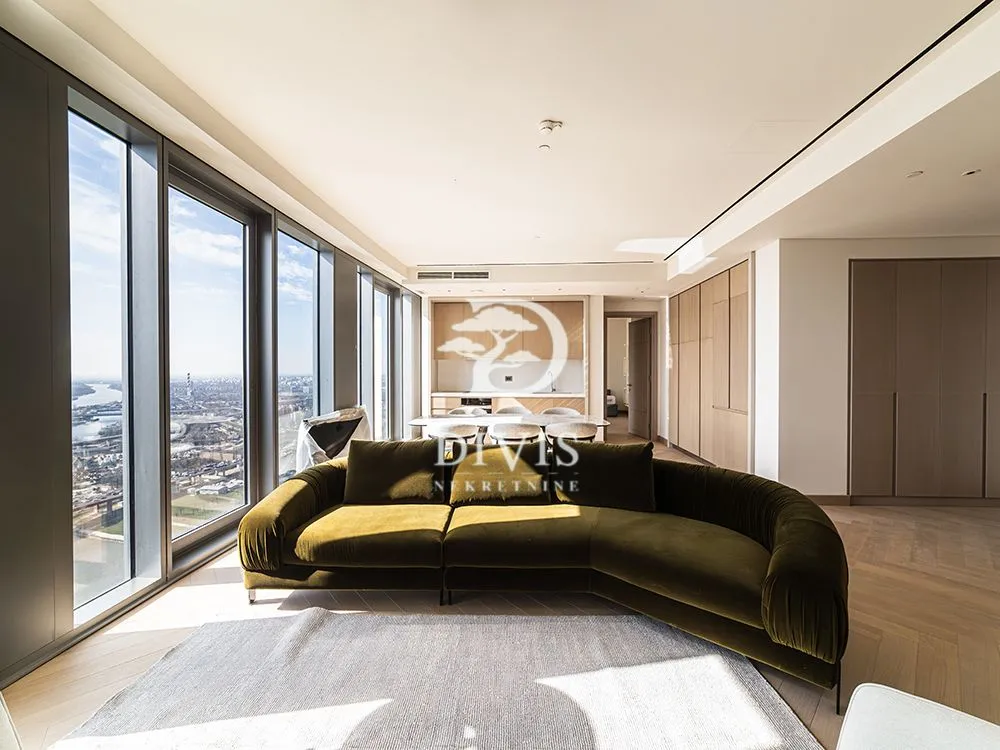 Sale, four bedroom apartment, 164m², Beograd Na Vodi, Beograd