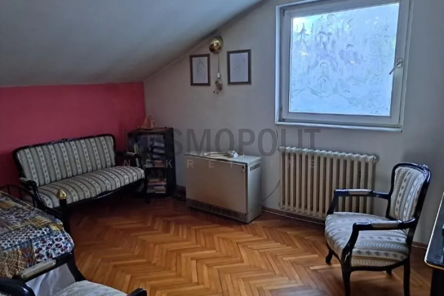 Prodaja, kuća, 250m², Karaburma, Palilula Sve Podlokacije