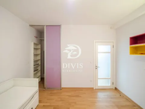 Prodaja, četvorosoban stan, 105m², Vračar Centar, Vračar Sve Podlokacije - image 4