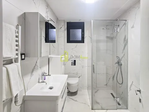 Izdavanje, dvosoban stan, 100m², Dalmatinska ulica, Podgorica - image 4