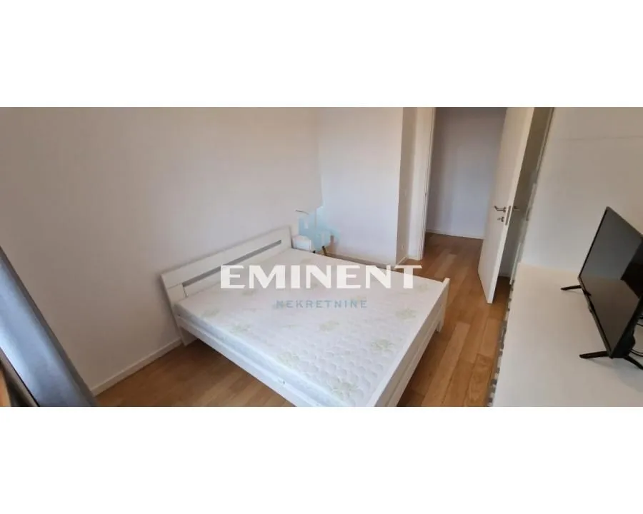 Rent, three bedroom apartment, 82m², Novi Beograd Blok 67, Novi Beograd Sve Podlokacije