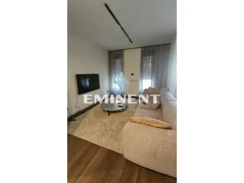 Sale, three bedroom apartment, 64m², Južni Bulevar, Vračar Sve Podlokacije
