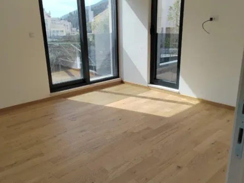 Sale, one bedroom apartment, 48m², Bečići, Budva - image 4