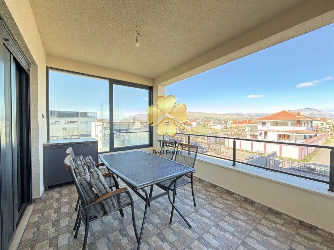 Prodaja, stan, 270m², Gornja Gorica, Podgorica