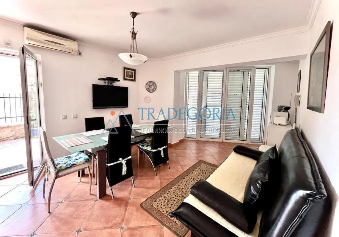 Prodaja, kuća, 260m², Petrovac, Budva
