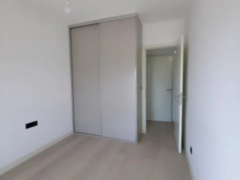 Izdavanje, dvosoban stan, 69m², Krivi Most, Podgorica - image 8