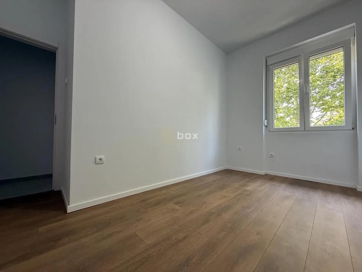 Prodaja, trosoban stan, 71m², Pantelej, Niš