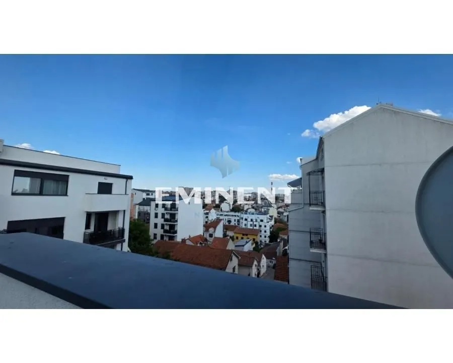 Prodaja, trosoban stan, 90m², Cvetkova Pijaca, Zvezdara Sve Podlokacije