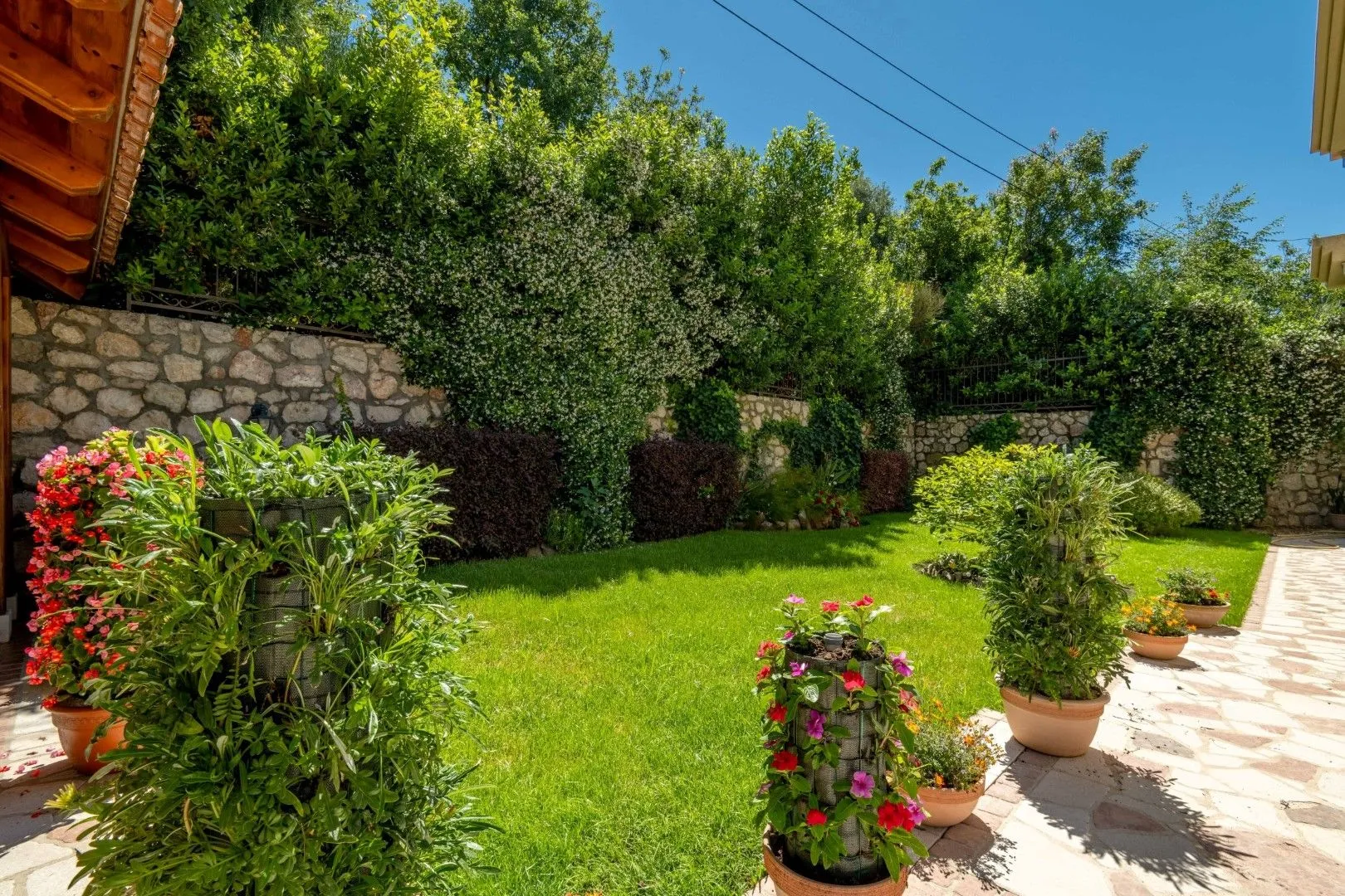 Sale, house, 317m², Reževići, Budva