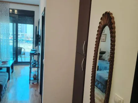 Sale, one bedroom apartment, 40m², Bečići, Budva - image 2