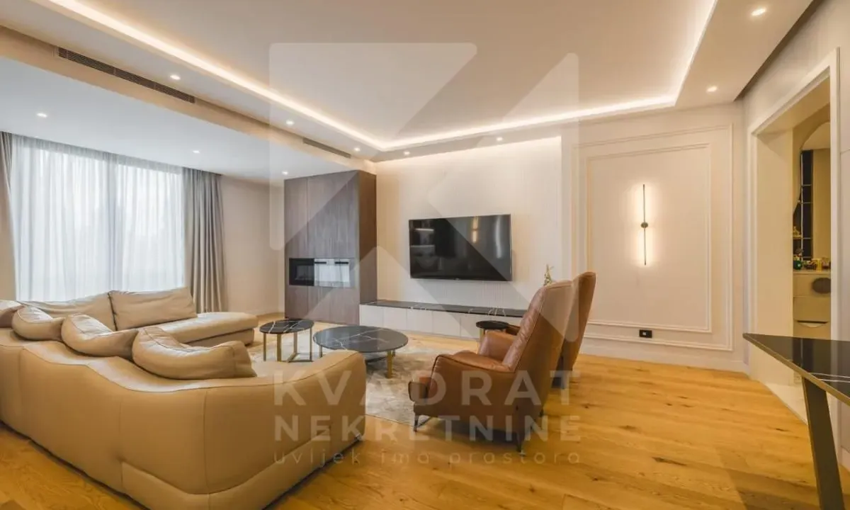 Prodaja, trosoban stan, 148m², Stara Varoš, Podgorica