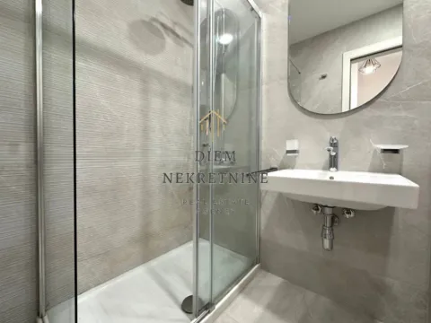 Izdavanje, jednosoban stan, 49m², Central Point, Podgorica - image 9