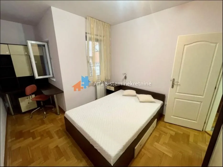 Izdavanje, trosoban stan, 65m², Zvezdara Sve Podlokacije, Beograd