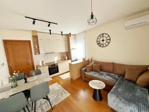 Izdavanje, jednosoban stan, 40m², Donja Lastva, Tivat - image 11