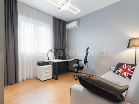 Sale, two bedroom apartment, 81m², Bečići, Budva - image 14