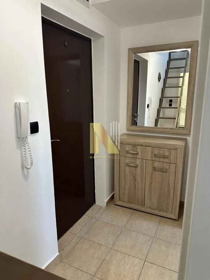 Prodaja, dvosoban stan, 43m², Sajmište, Novi Sad