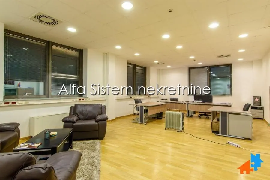 Rent, office space, 335m², Bezanijska Kosa 1, Bežanijska Kosa Sve Podlokacije