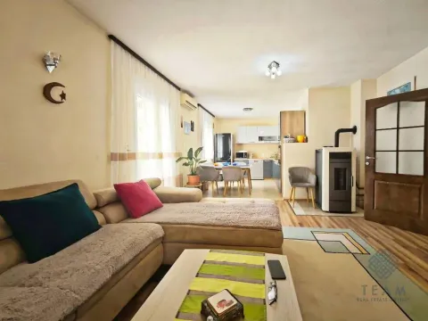 Izdavanje, trosoban stan, 90m², Donja Gorica, Podgorica - image 3