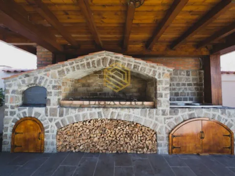 Izdavanje, kuća, 200m², Donji Kokoti, Podgorica - image 2