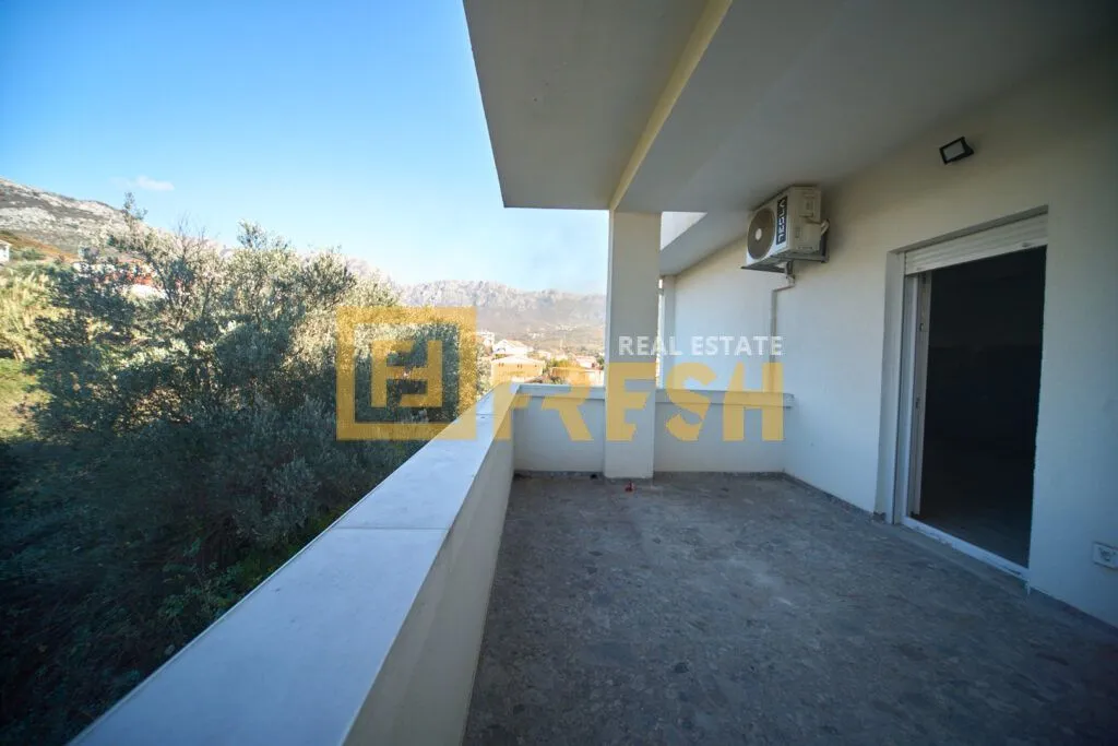 Sale, two bedroom apartment, 83m², Šušanj, Bar