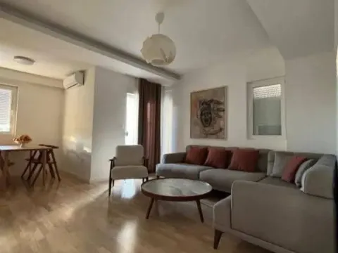 Prodaja, dvosoban stan, 67m², Centar, Podgorica - image 1