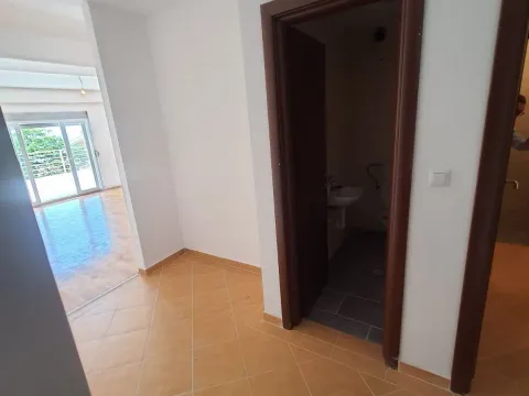 Prodaja, dvosoban stan, 107m², Petrovac, Budva - image 4