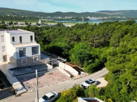 Prodaja, dvosoban stan, 90m², Mrčevac, Tivat - image 9