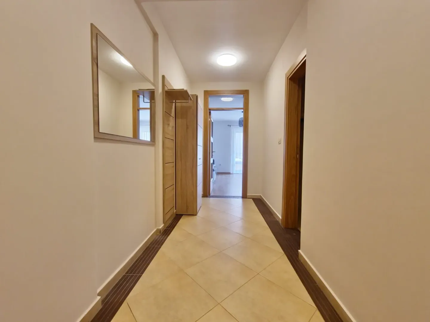 Rent, two bedroom apartment, 110m², Bečići, Budva