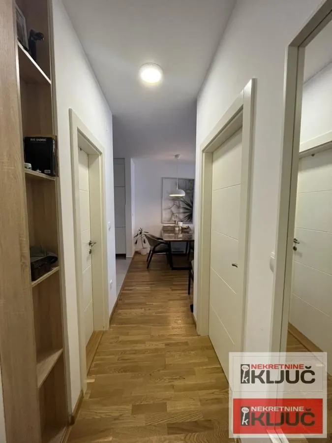 Prodaja, dvosoban stan, 62m², Rotkvarija, Novi Sad Sve Podlokacije