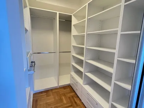 Izdavanje, dvosoban stan, 71m², Stari Aerodrom, Podgorica - image 12