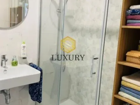 Izdavanje, trosoban stan, 95m², Central Point, Podgorica - image 2