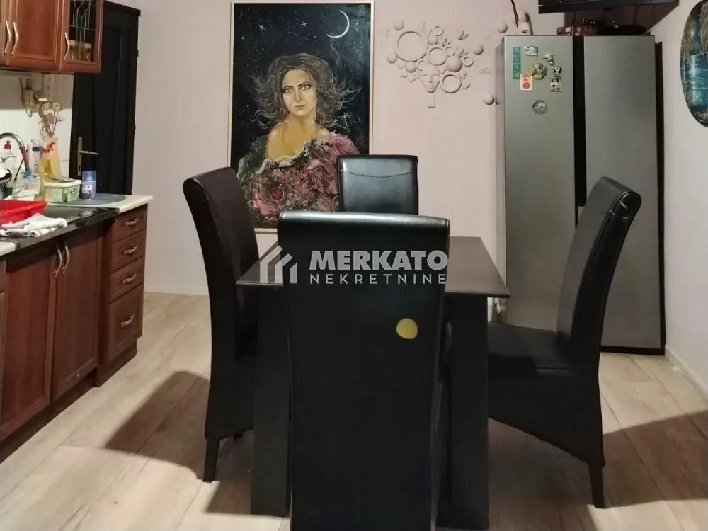 Prodaja, kuća, 294m², Mužljanska kolonija, Zrenjanin