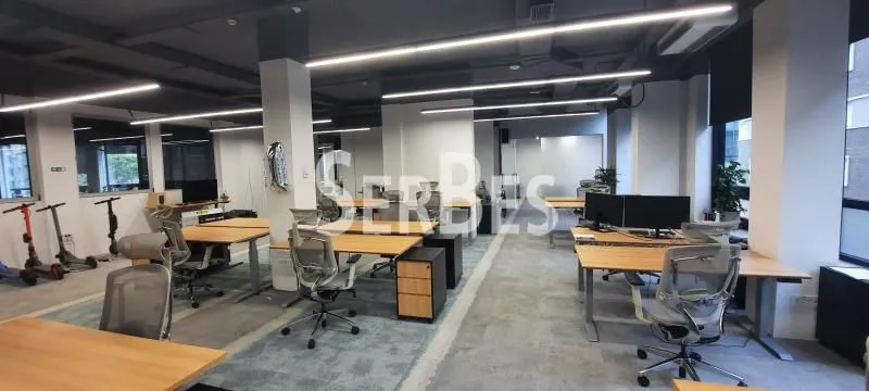 Sale, office space, 774m², Bulevar Oslobodjenja, Novi Sad Sve Podlokacije