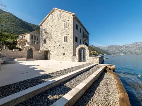 Sale, house, 731m², Stoliv, Kotor - image 17