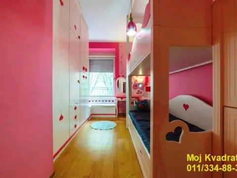 Izdavanje, četvorosoban stan, 131m², Vukov Spomenik, Zvezdara Sve Podlokacije - image 7