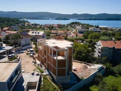 Prodaja, garsonjera, 27m², Tivat, Crna Gora - image 2