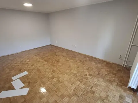 Izdavanje, dvosoban stan, 56m², Novo naselje, Novi Sad - image 2