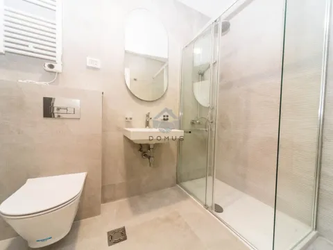 Rent, office space, 43m², Central Point, Podgorica - image 6